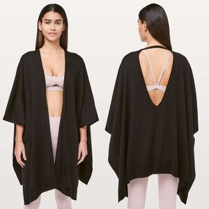 LULULEMON Free To Coast Wrap Black